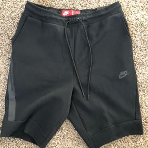 Nike Tech Fleece Shorts